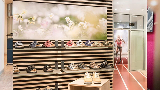 Kachel_Bern_Impressionen_Schuhe