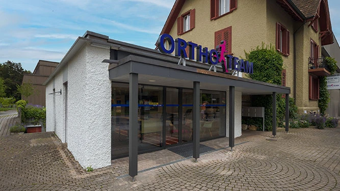 Kachel_Standort_Impressionen_Aarau_Parkplatz