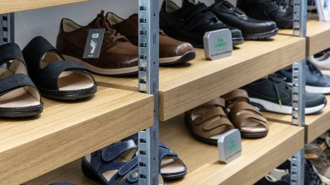 Kachel_Standorte_Impressionen_Burgdorf_Schuhe