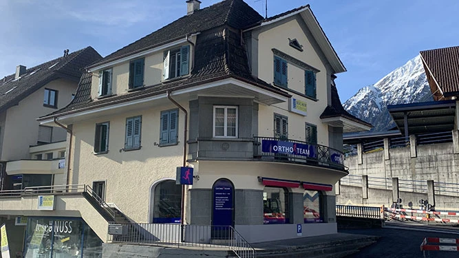 Kachel_Standorte_Impressionen_Spiez_Haus