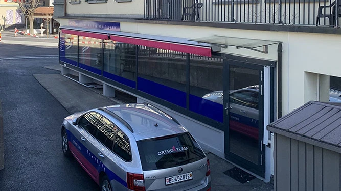 Kachel_Standorte_Impressionen_Spiez_Seite_Bahnhof