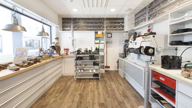Kachel_Standorte_Impressionen_Thun_Schuhwerkstatt