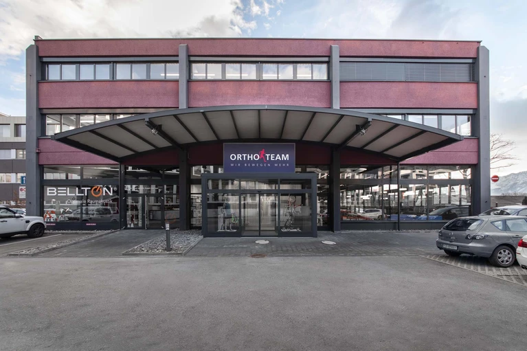 Ortho Team Kriens 29_min.jpg